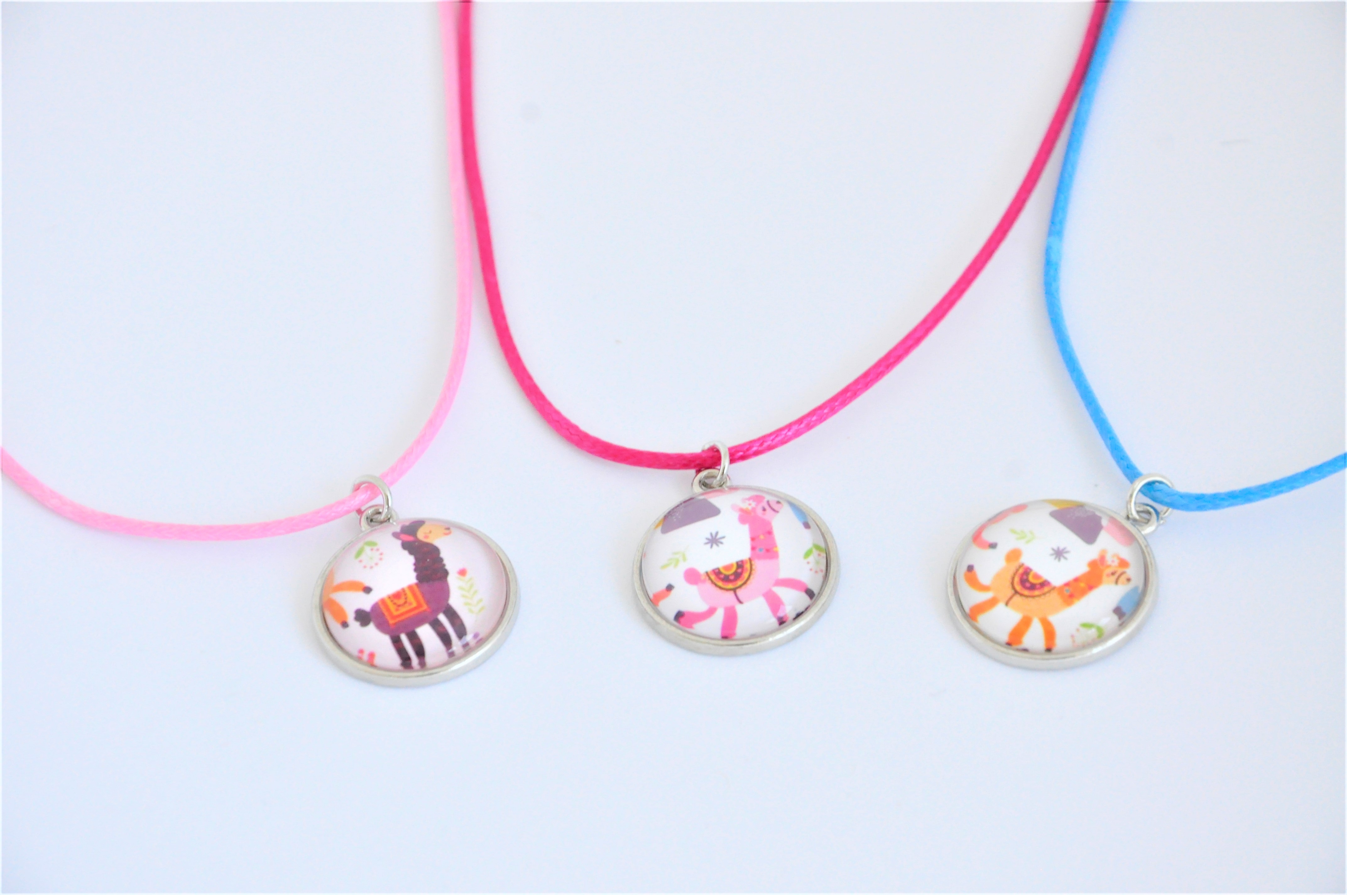 Kette  Medaillon Lama 1